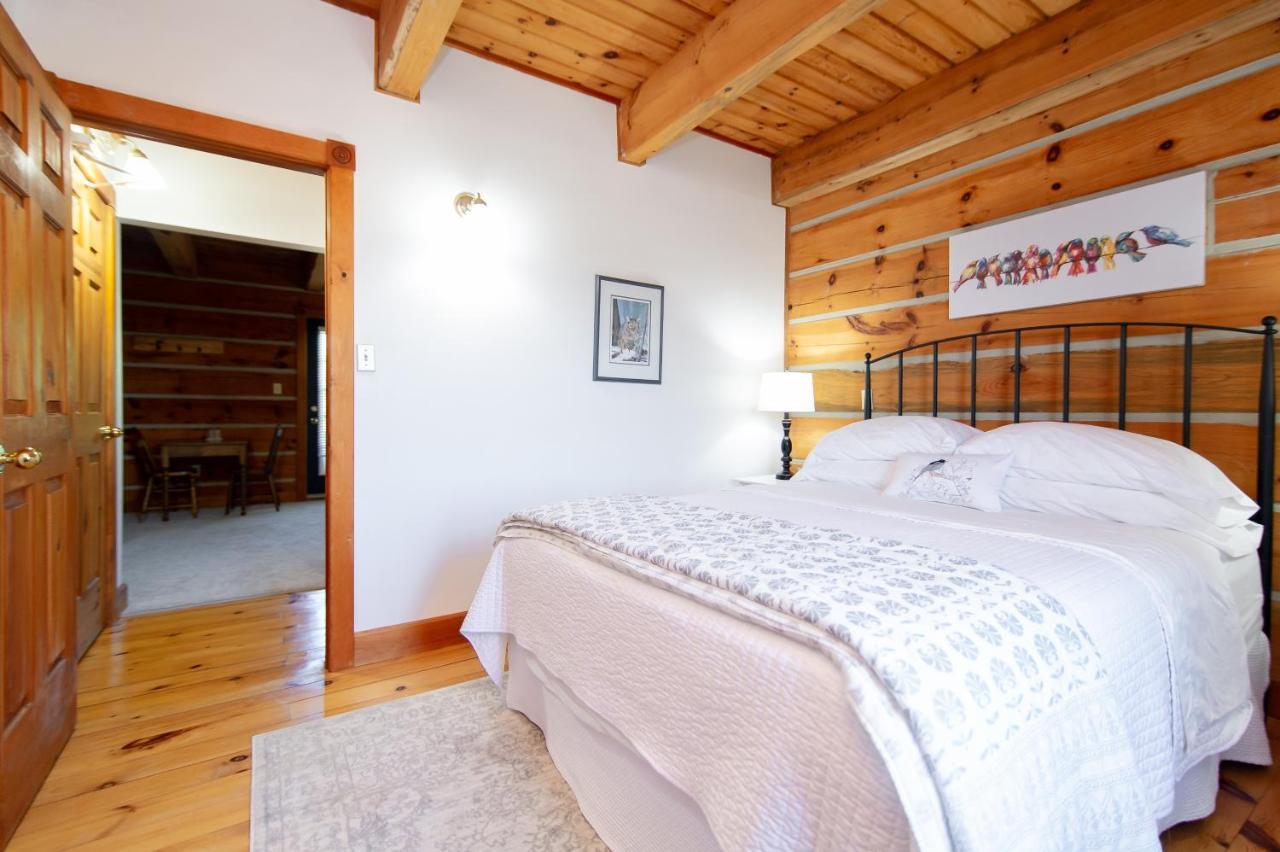 Bye The Bay Bed And Breakfast Ridgetown Экстерьер фото