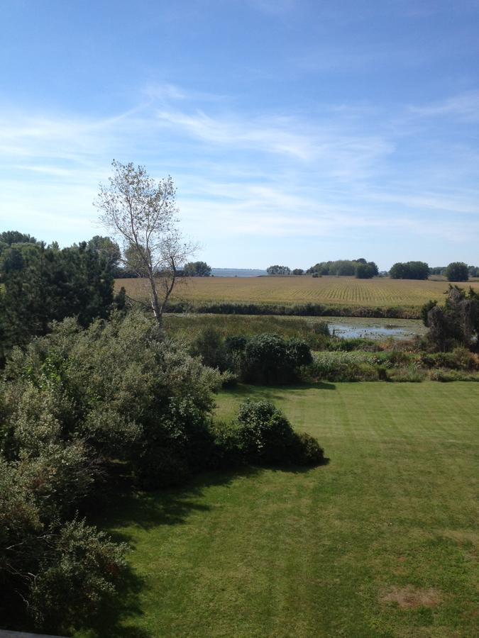 Bye The Bay Bed And Breakfast Ridgetown Экстерьер фото