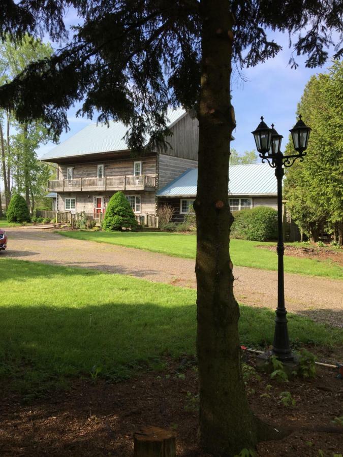 Bye The Bay Bed And Breakfast Ridgetown Экстерьер фото