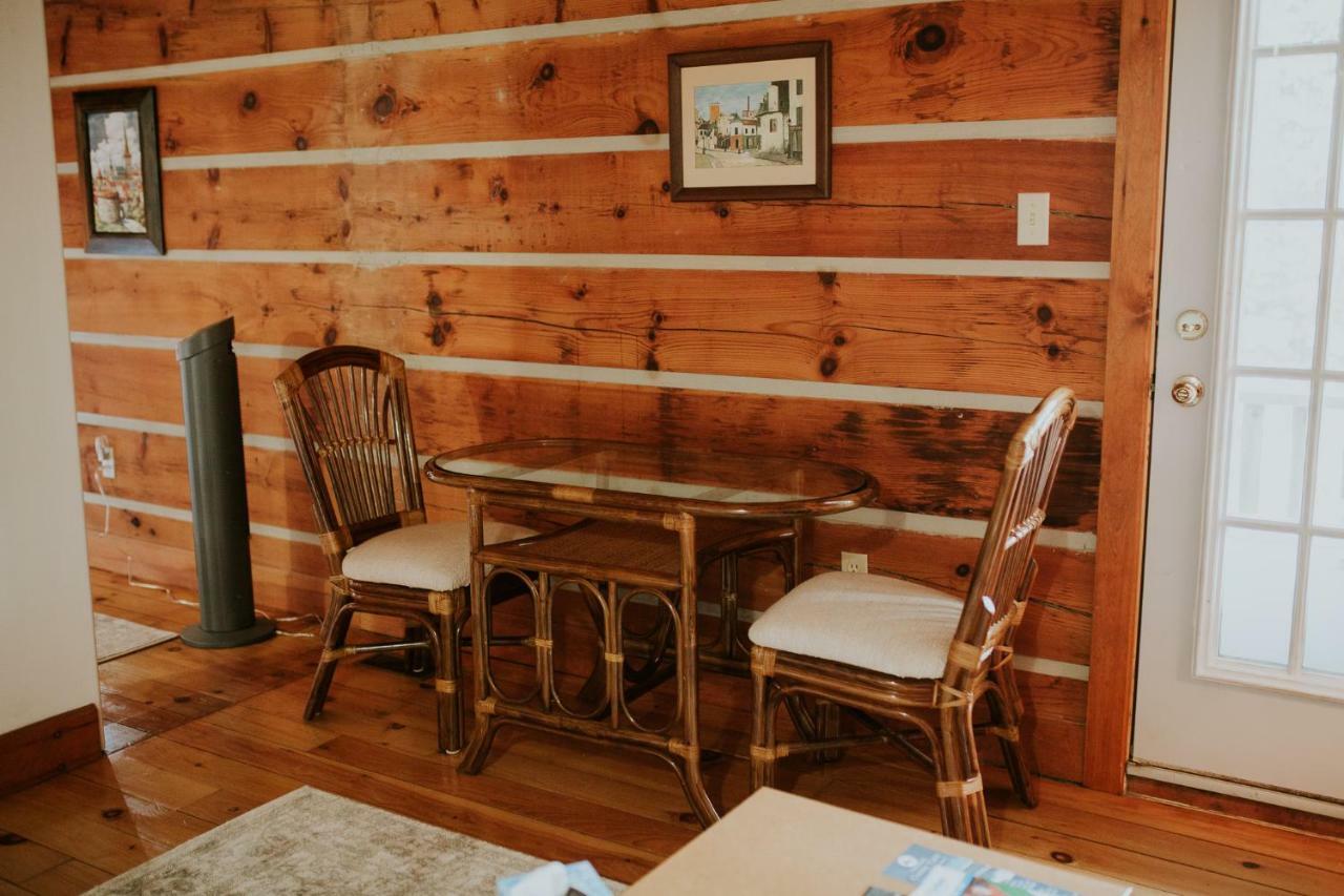 Bye The Bay Bed And Breakfast Ridgetown Экстерьер фото